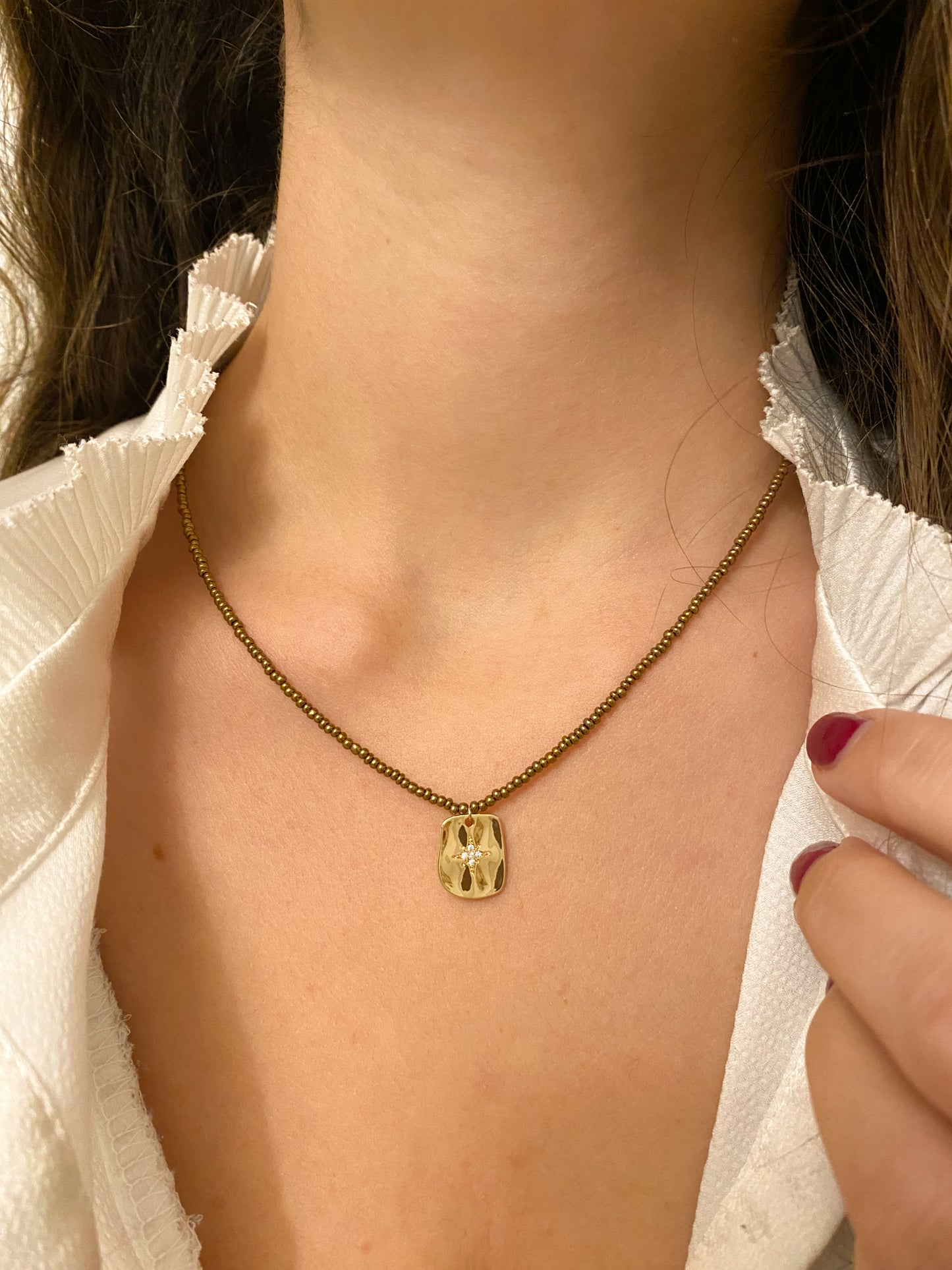 Collier ras-de-cou